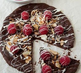 Πίτσα σοκολάτα με φρούτα